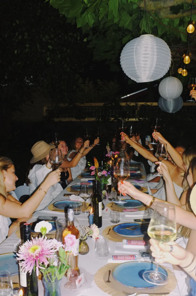 feestelijk restaurant diner bachelorette party